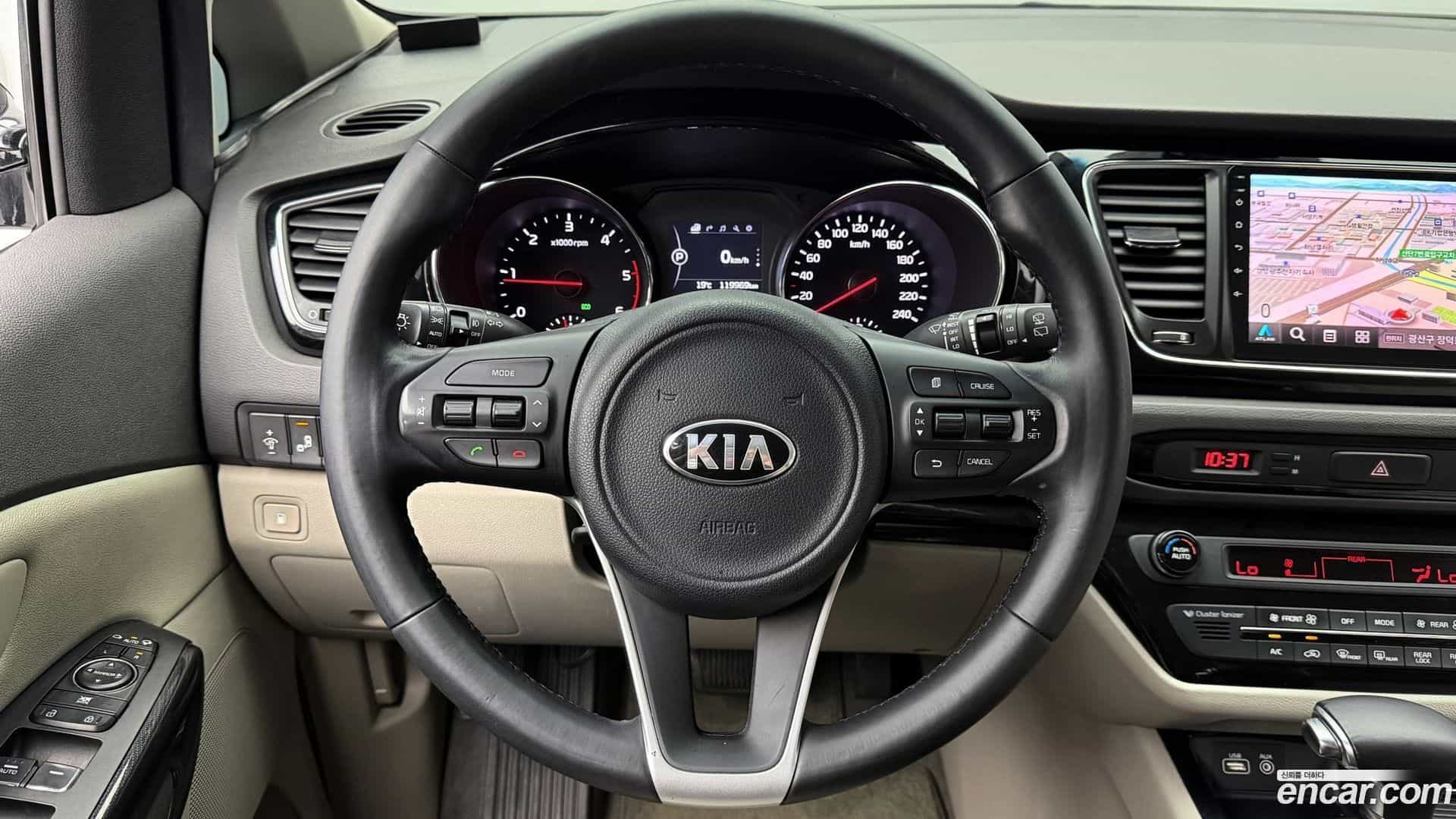 Canival Kia 2018.2-INNER-007