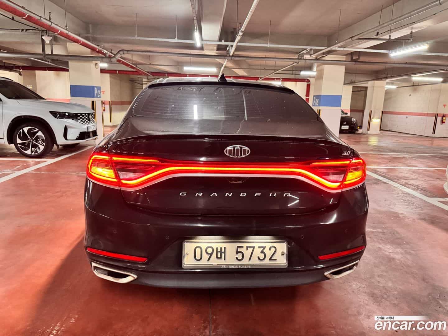 Grandeur Hyundai 2018.10-OUTER-005