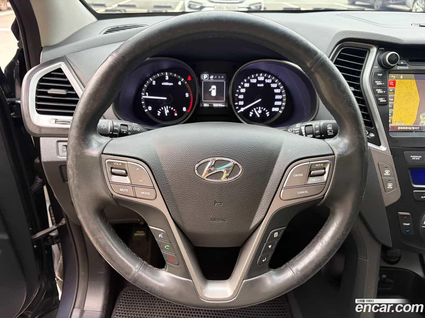 Santafe Hyundai 2015.5-OPTION-017
