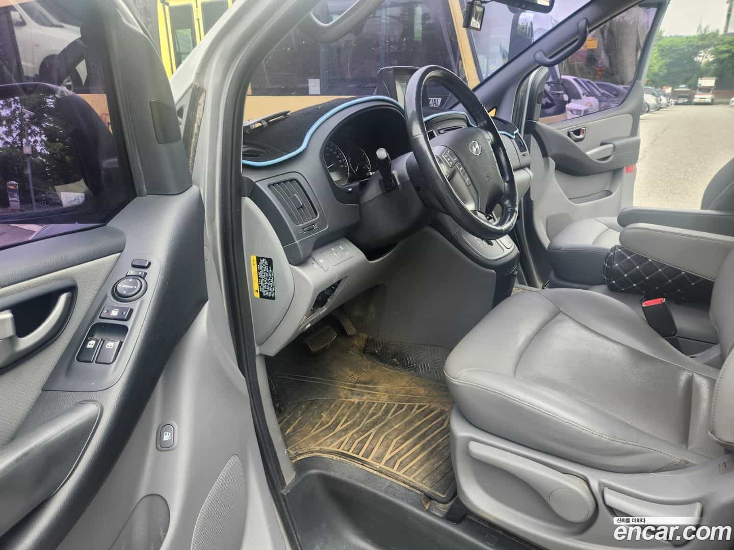 Starex Hyundai 2017.5-OPTION-017