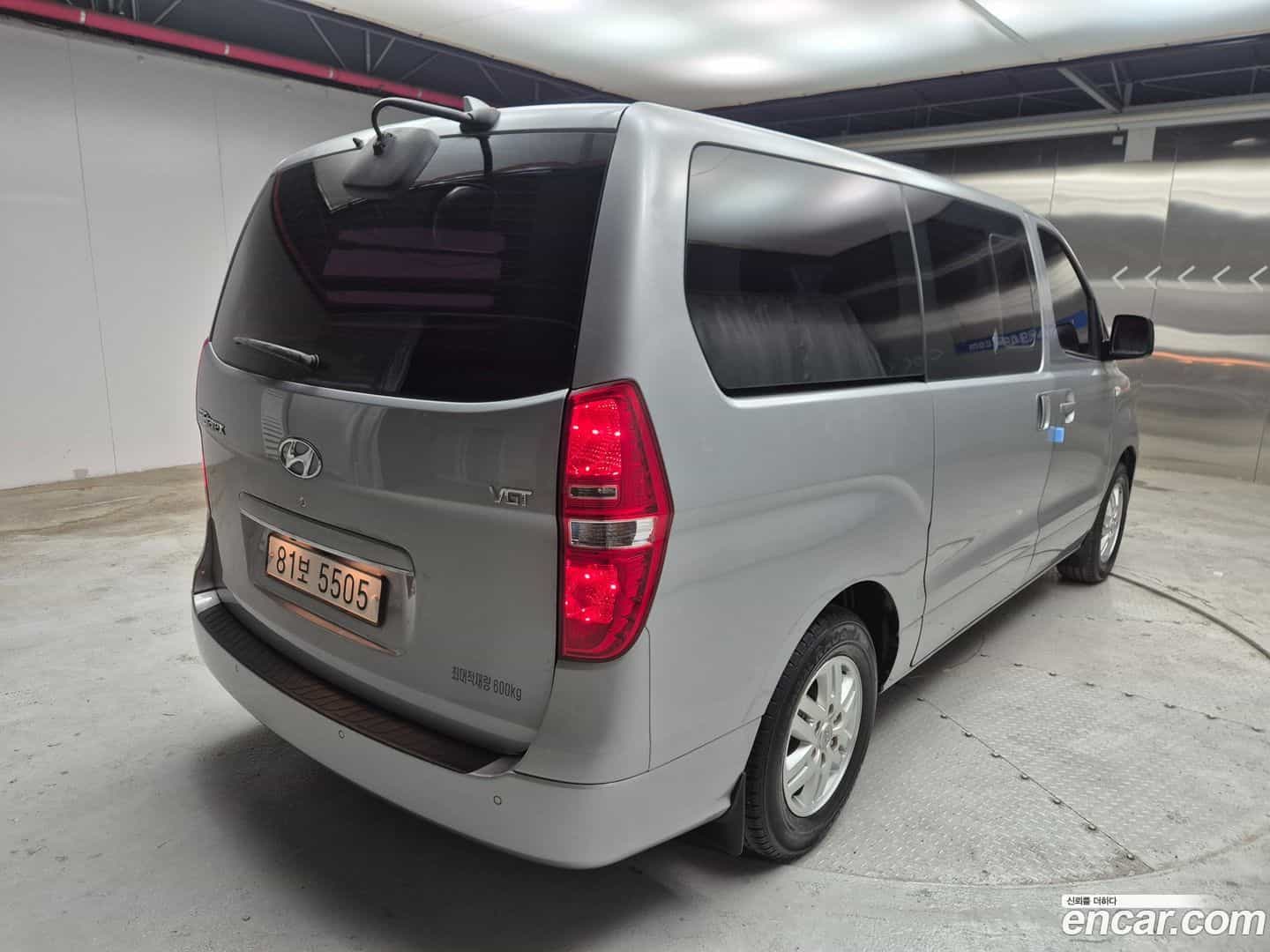 Starex Hyundai 2019.10-OUTER-006