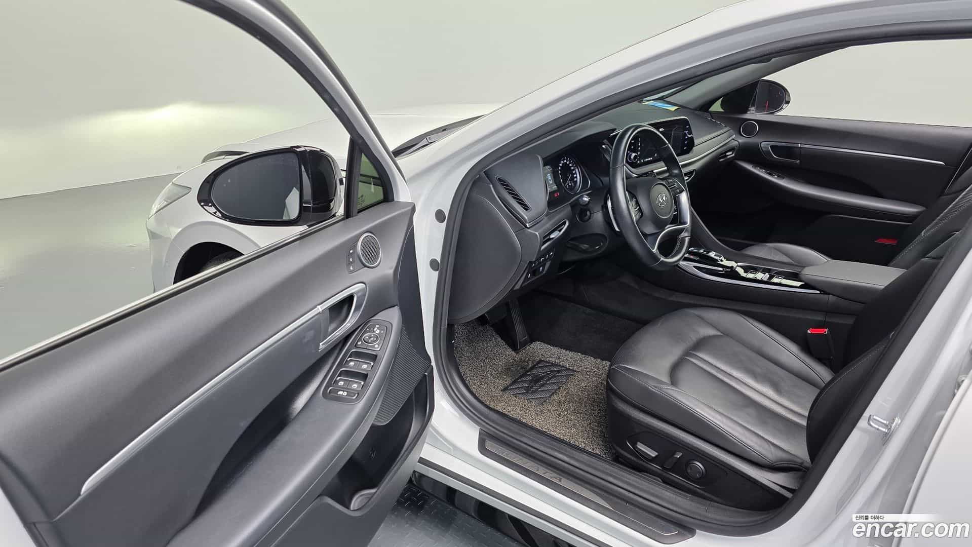 Sonata Hyundai 2020.5-INNER-010
