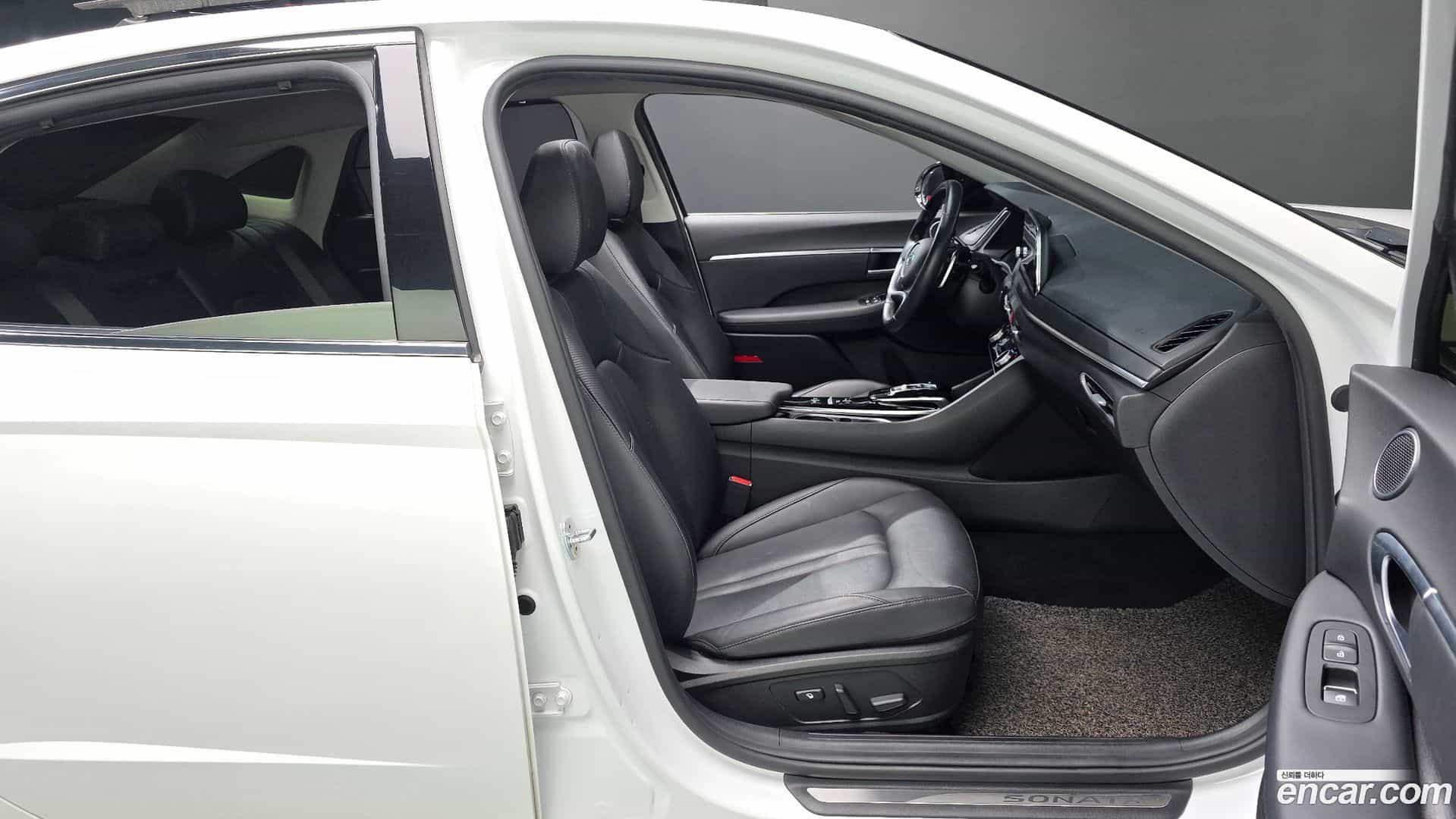 Sonata Hyundai 2020.5-INNER-036