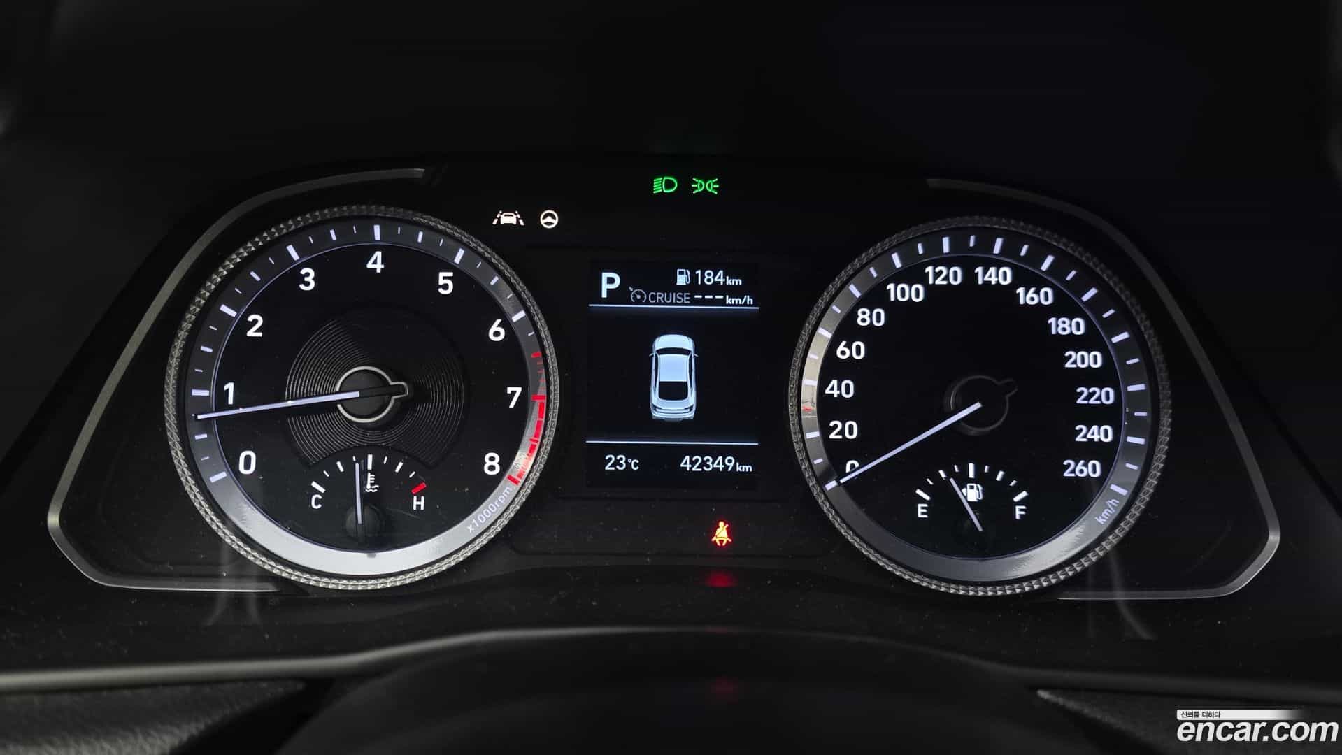 Sonata Hyundai 2019.10-INNER-008