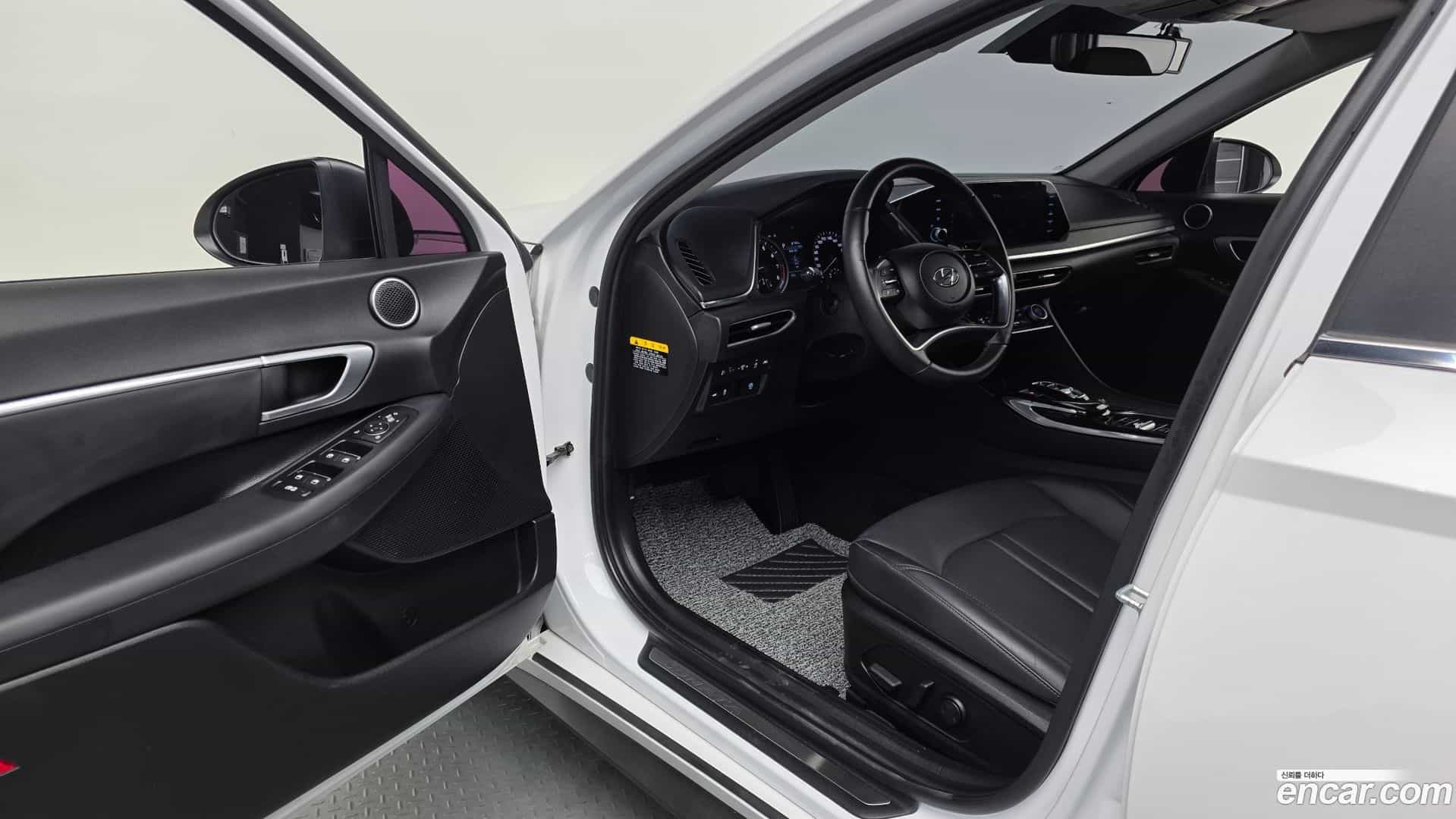 Sonata Hyundai 2019.10-INNER-010