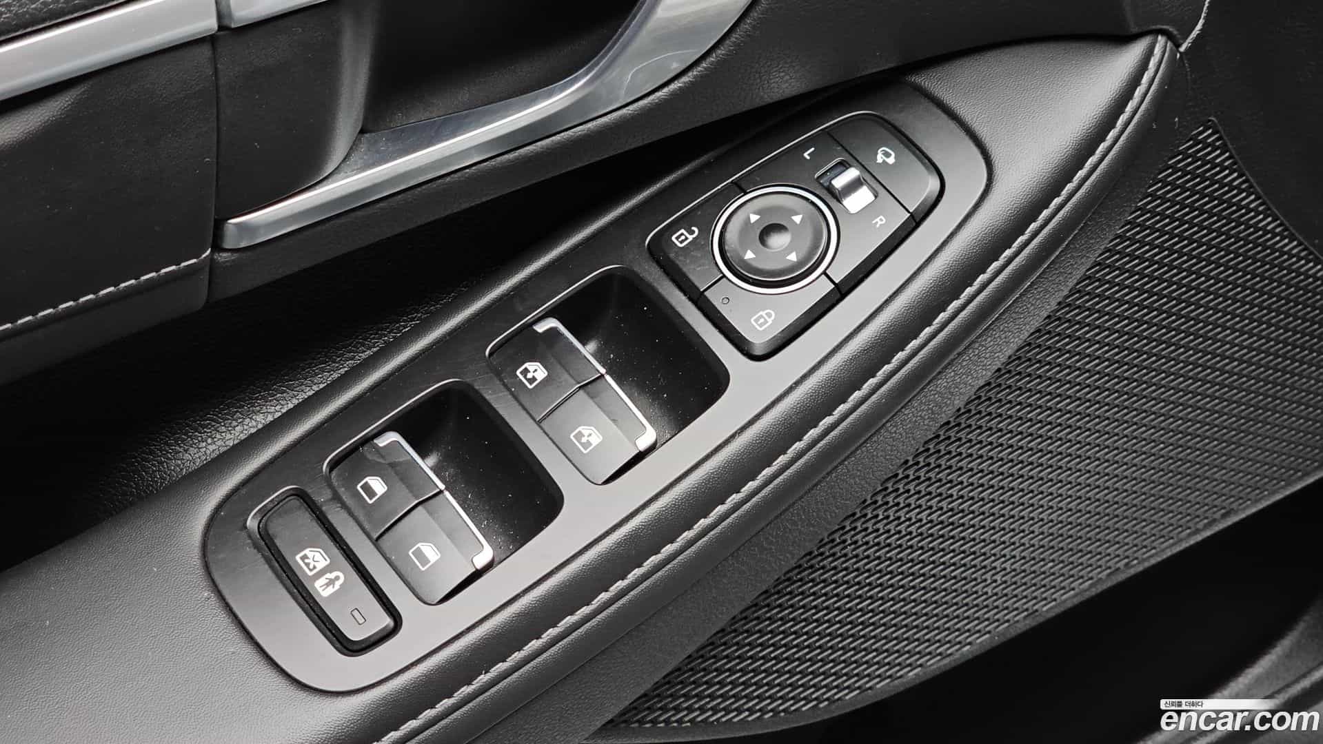 Sonata Hyundai 2022.2-OPTION-041