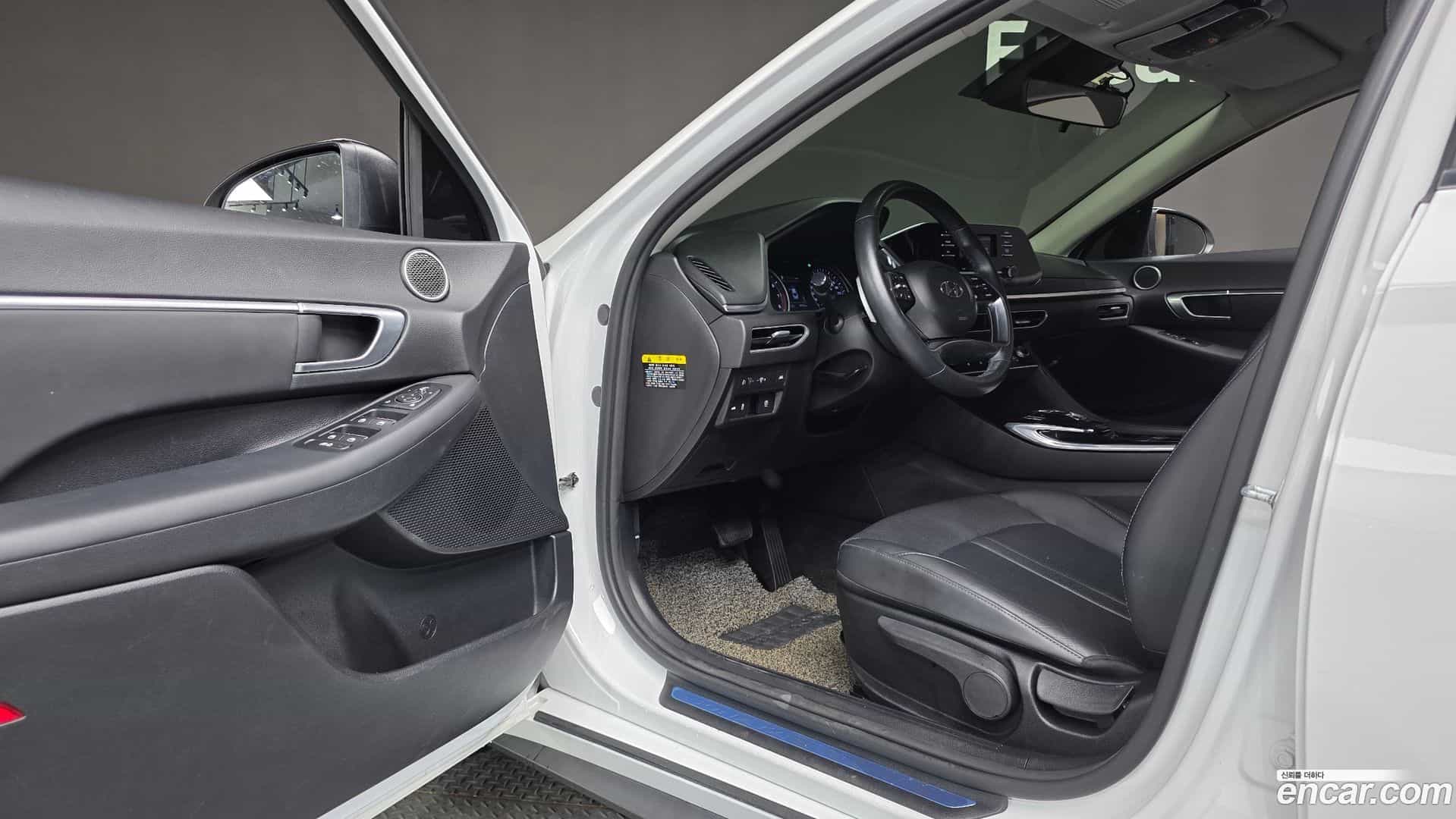 Sonata Hyundai 2019.9-INNER-036