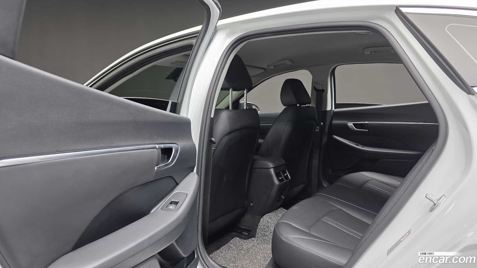 Sonata Hyundai 2019.9-OPTION-041