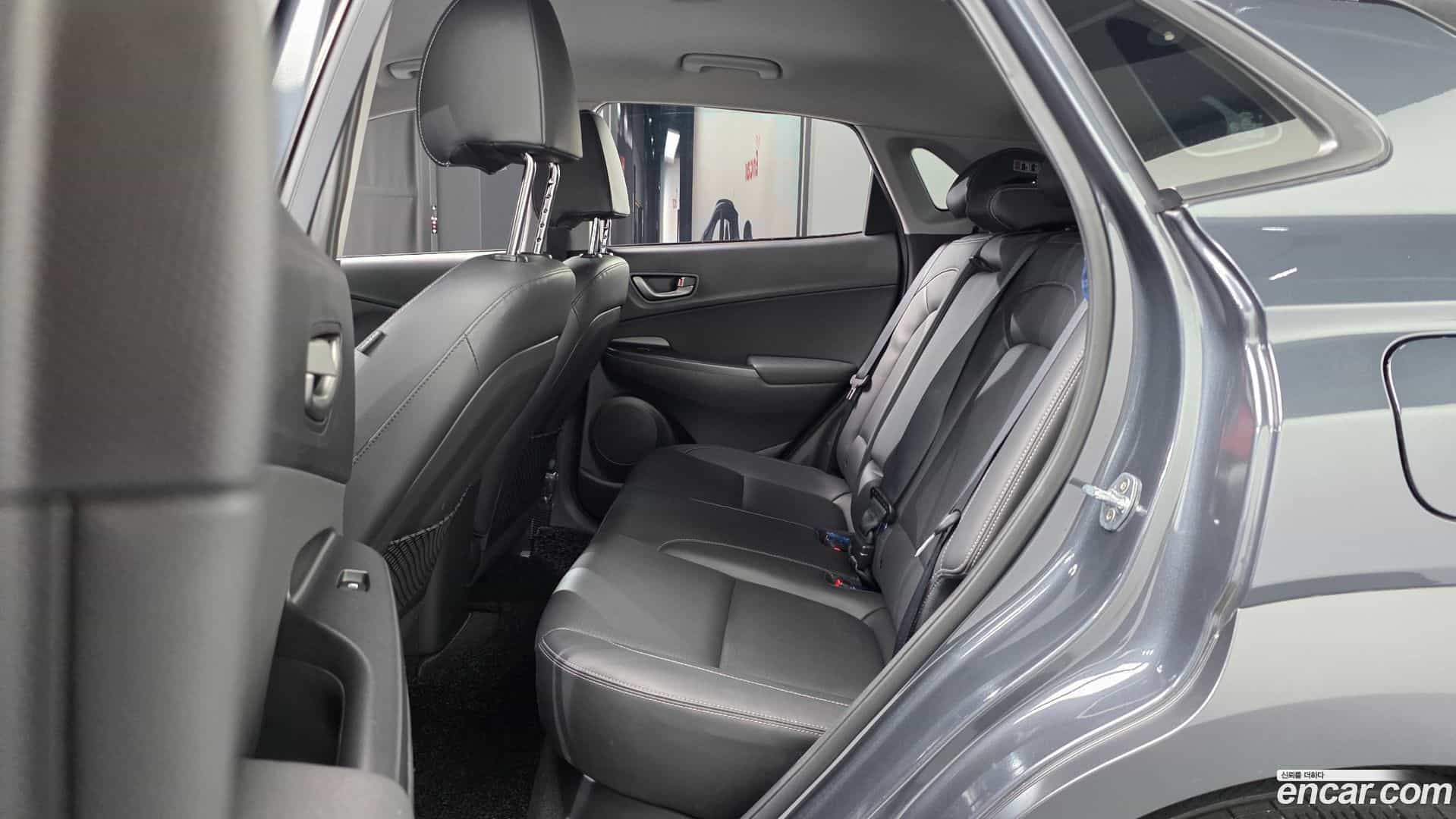 Kona Hyundai 2018.7-OPTION-016