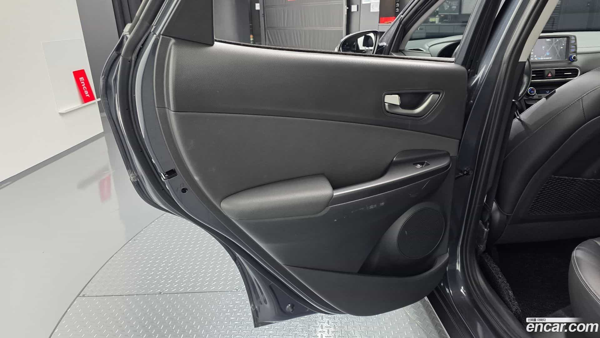 Kona Hyundai 2018.7-INNER-035