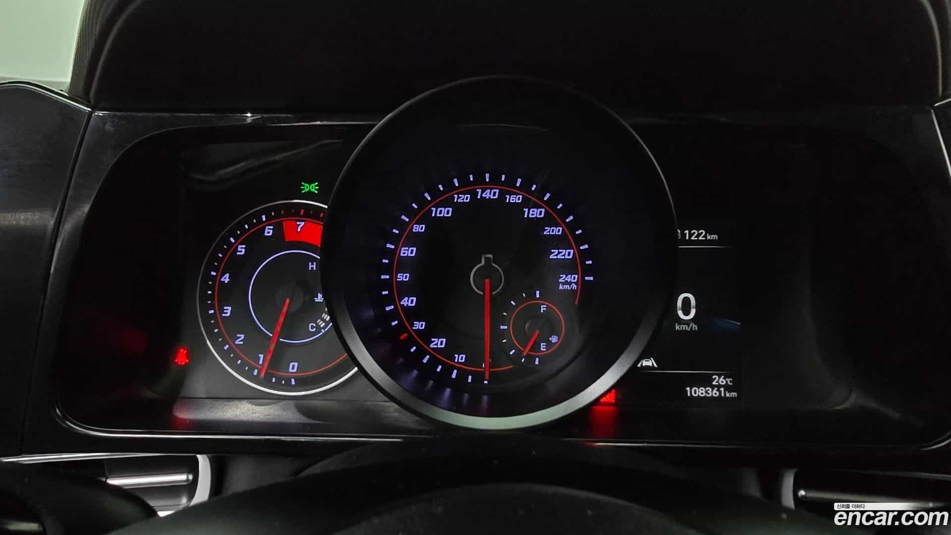 AVANTE Hyundai 2021.1-INNER-008
