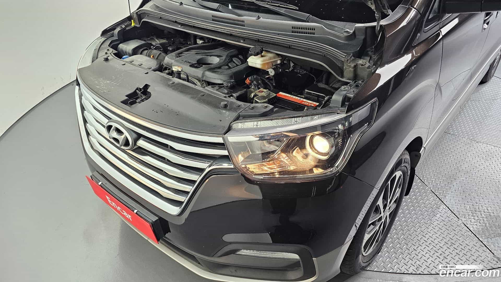 Starex Hyundai 2018.2-OUTER-006
