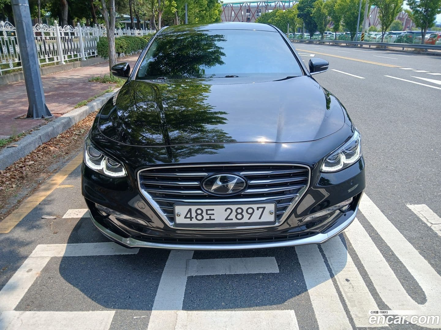 Main__Slider__Photo:Grandeur Hyundai 2019.0-0