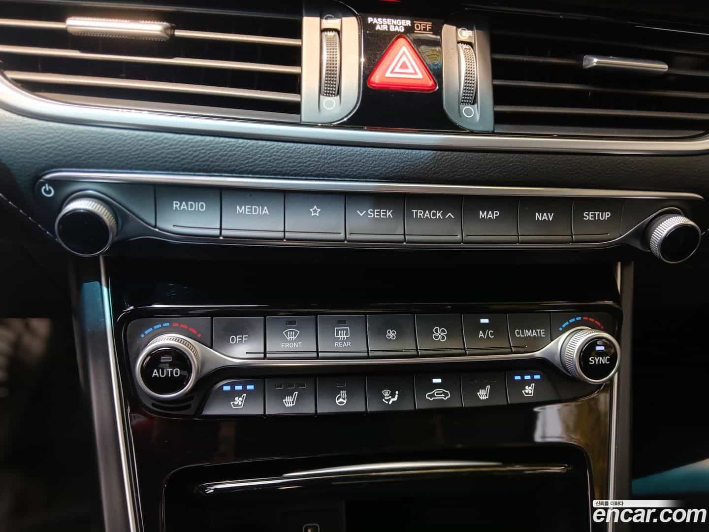 Grandeur Hyundai 2019.0-OPTION-015