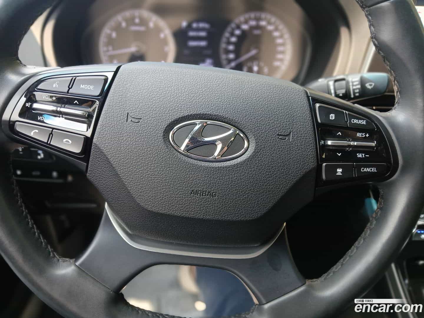 Grandeur Hyundai 2019.0-OPTION-019