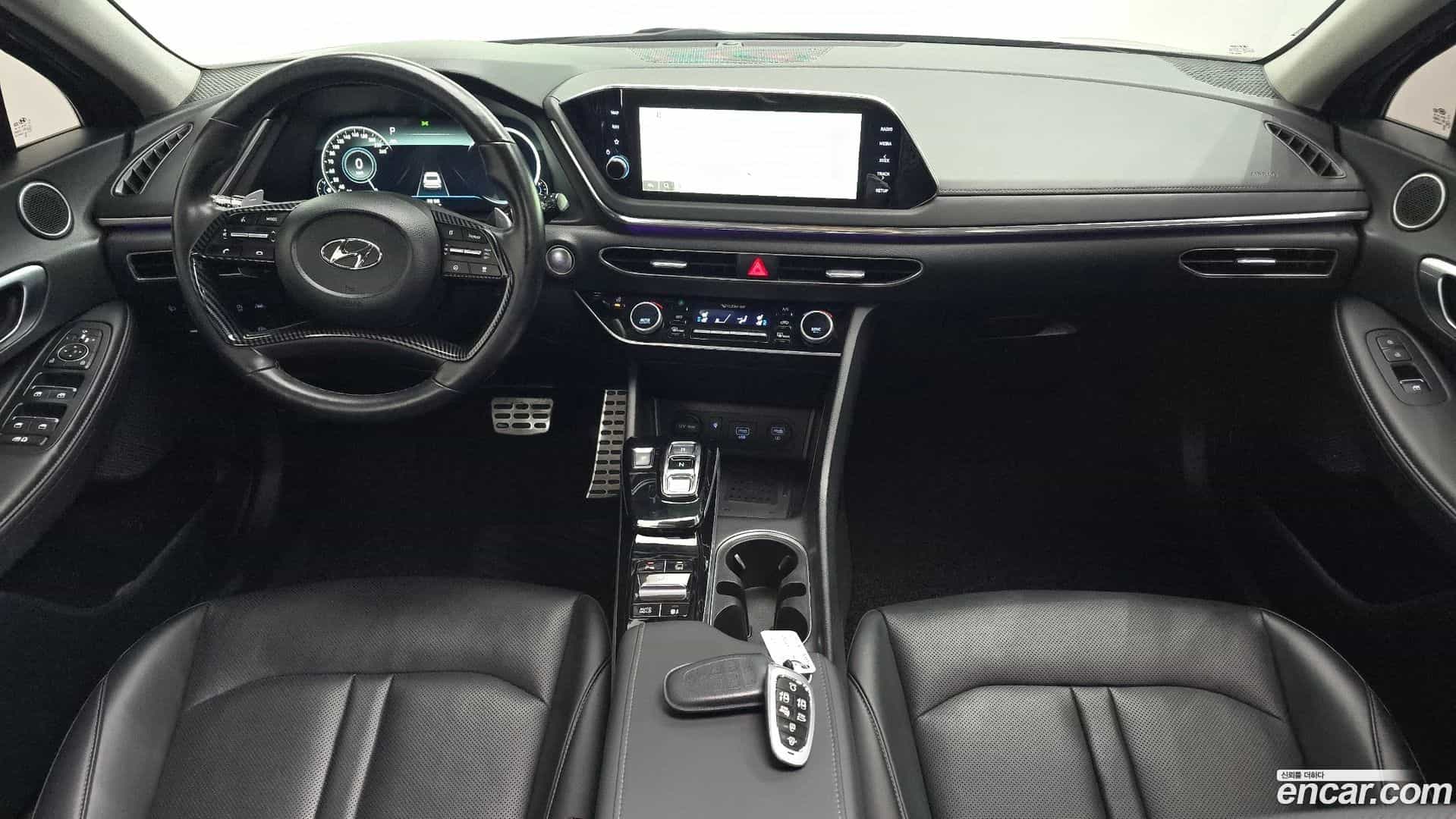 Sonata Hyundai 2022.1-INNER-007