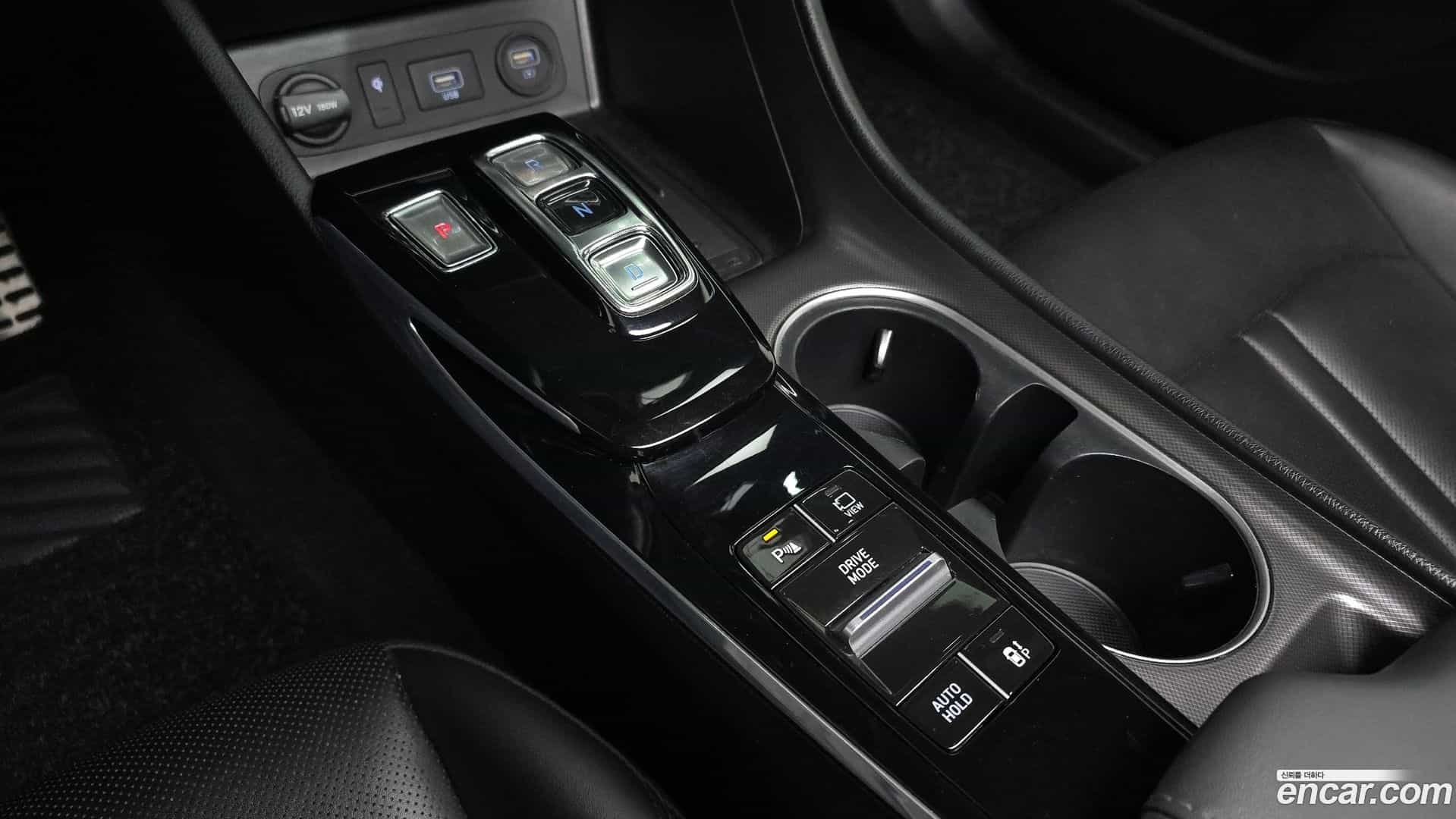 Sonata Hyundai 2022.1-INNER-009