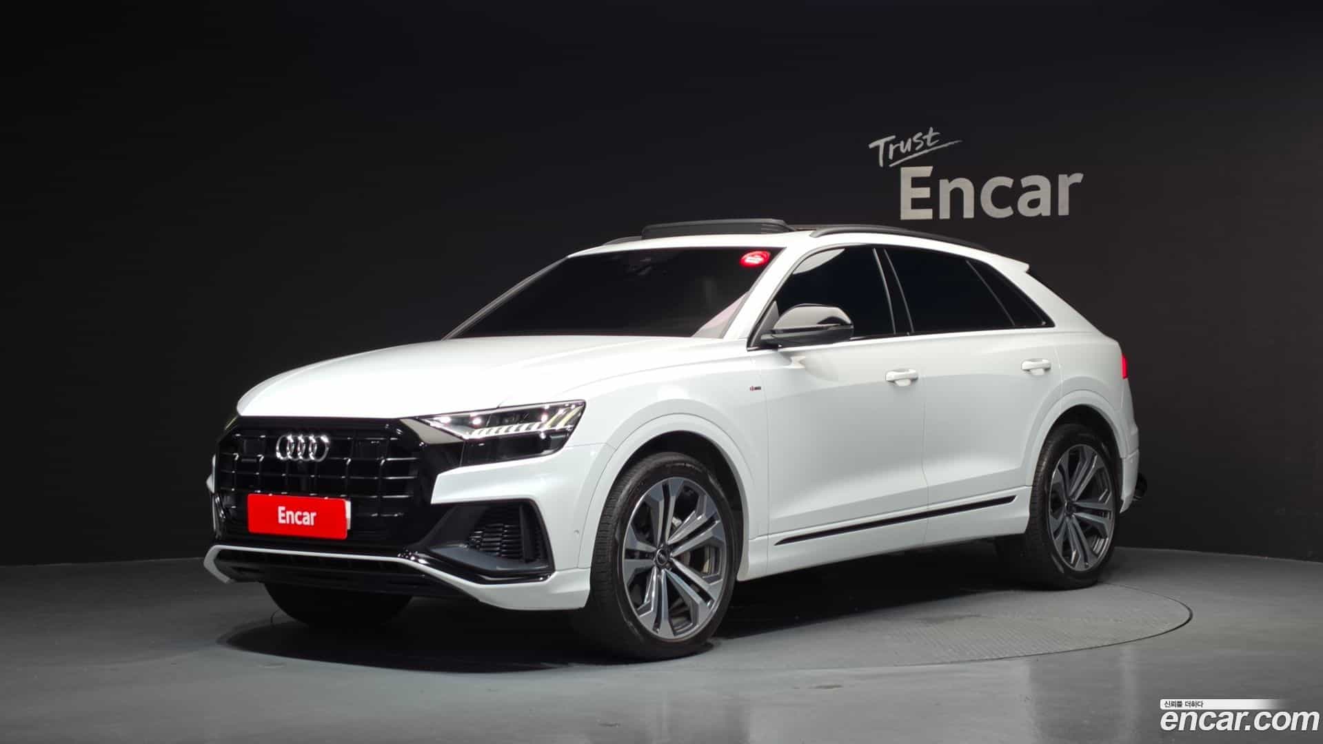 Q8 Audi 2023.4-OUTER-001