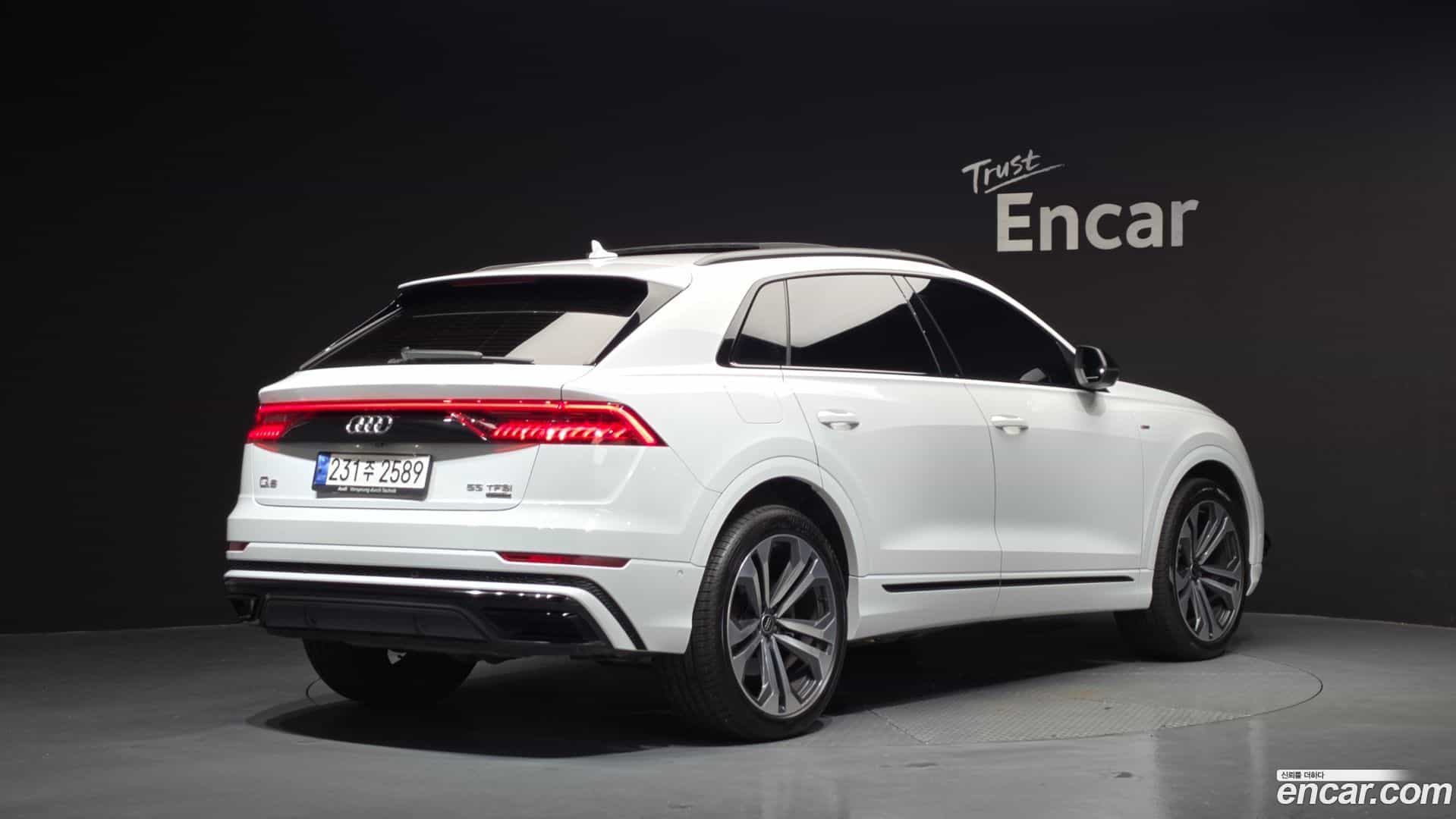Q8 Audi 2023.4-OUTER-002