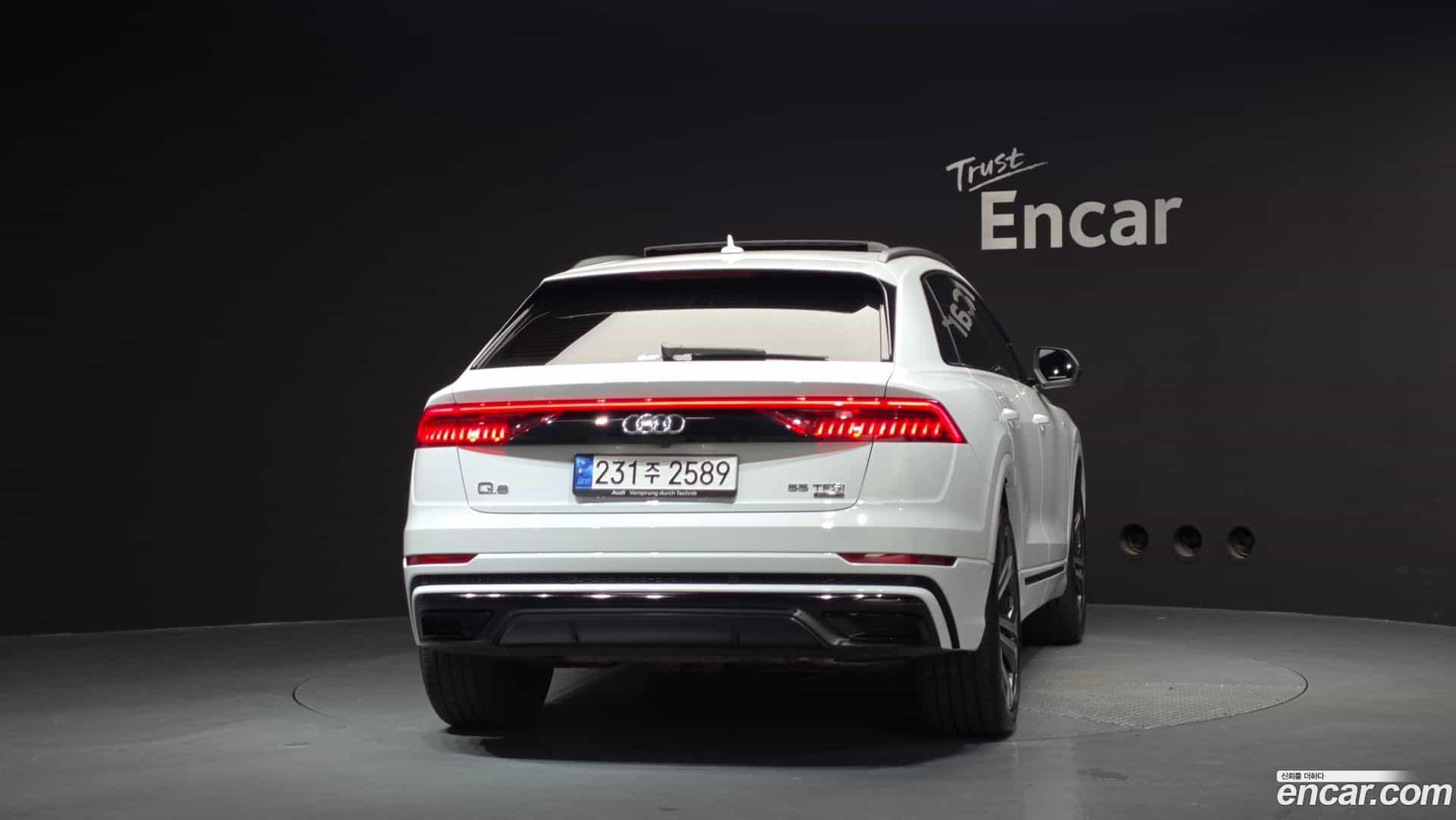 Q8 Audi 2023.4-OUTER-004