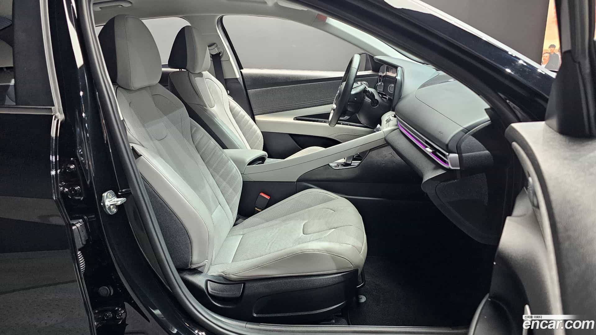 AVANTE Hyundai 2020.3-OPTION-015