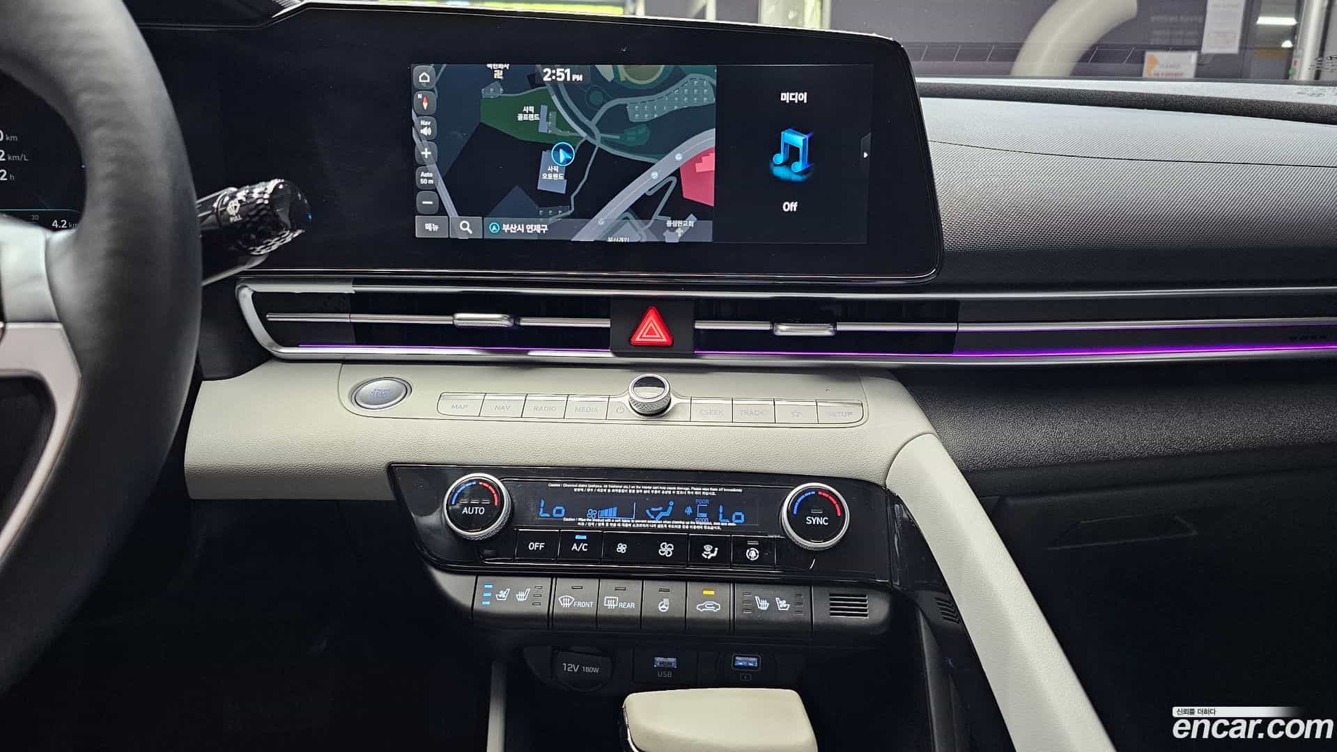 AVANTE Hyundai 2020.3-OPTION-018