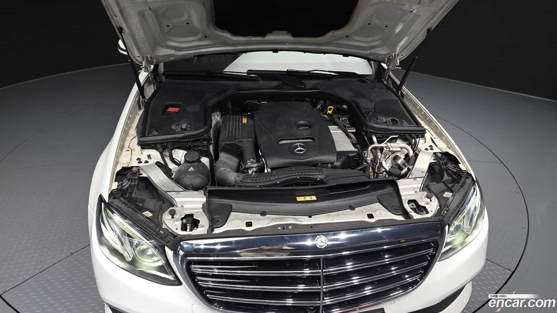 E-Class Mercedes-Benz 2016.6-OUTER-006