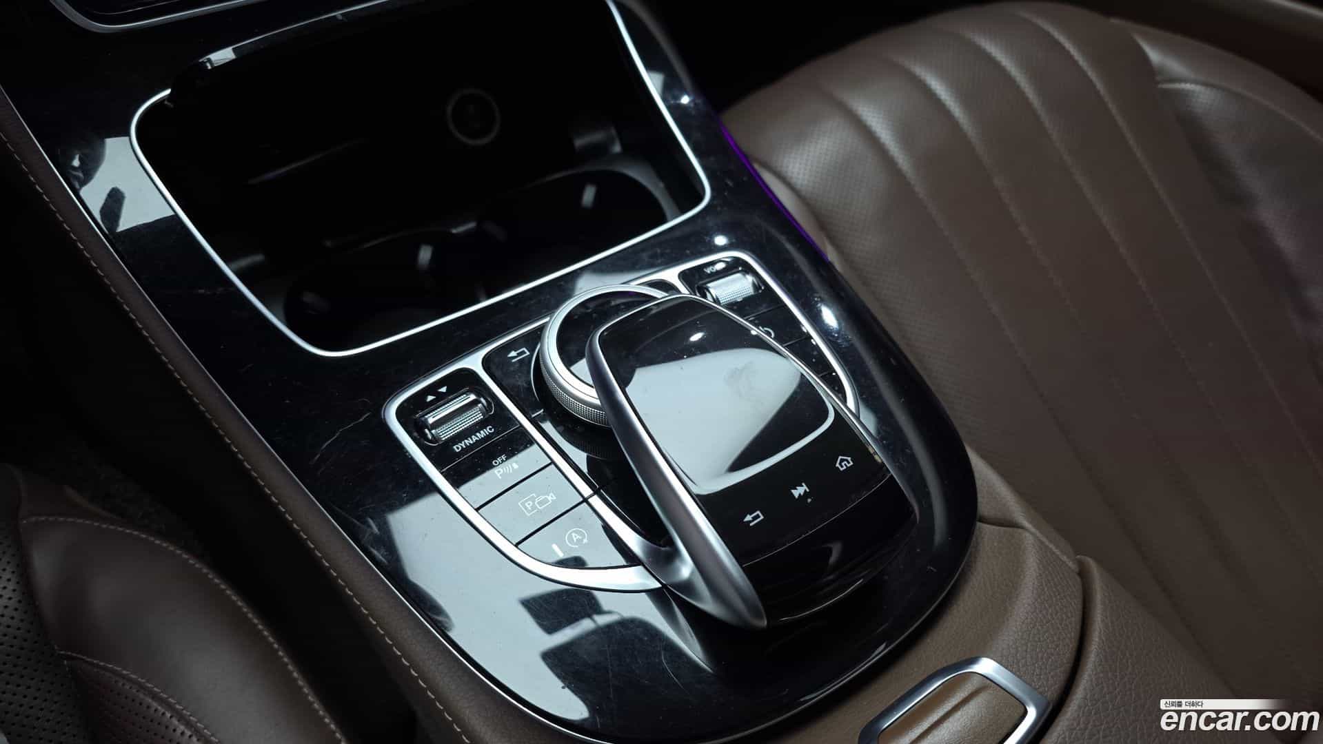 E-Class Mercedes-Benz 2016.6-OPTION-021