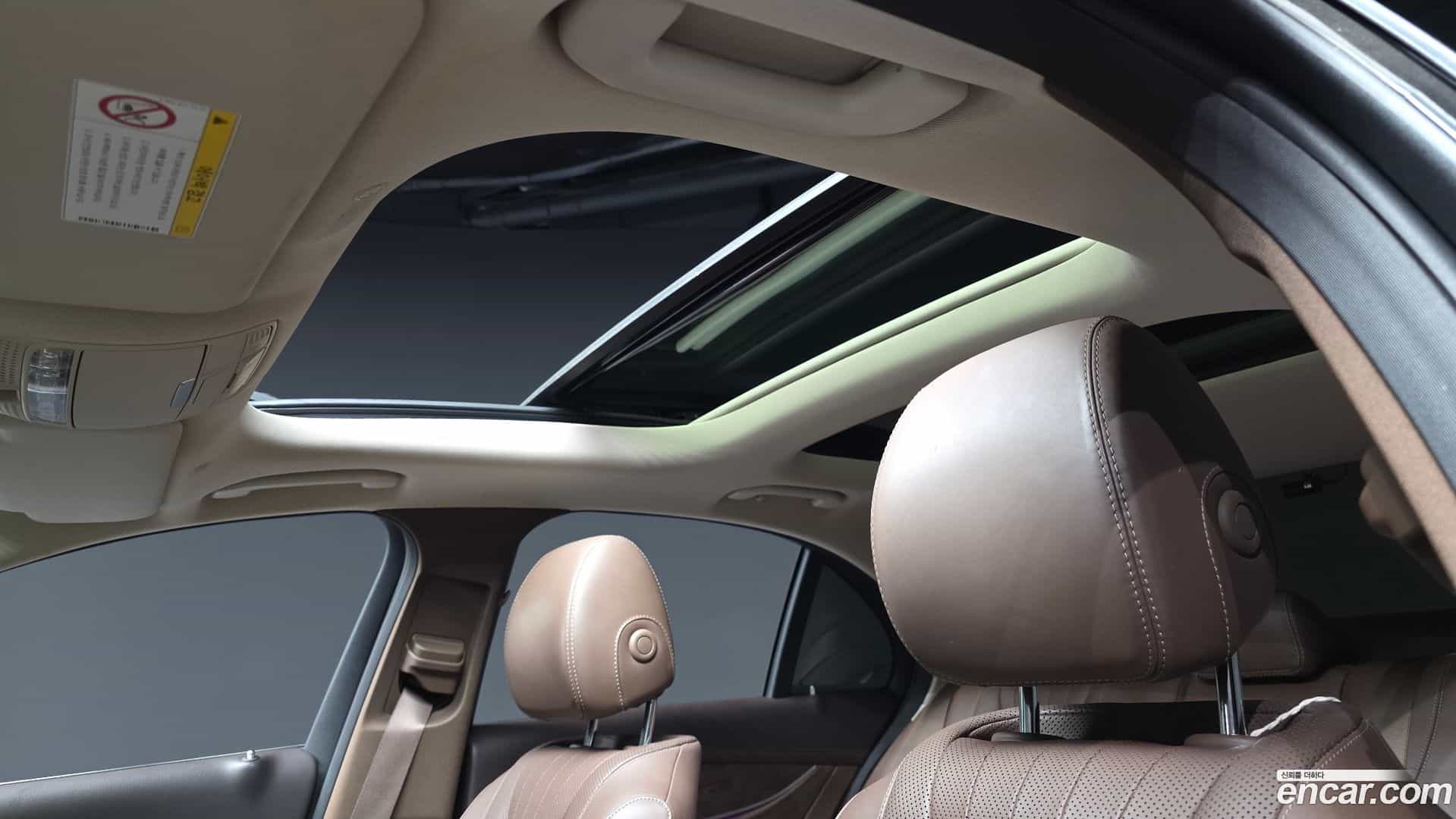 E-Class Mercedes-Benz 2016.6-OPTION-022