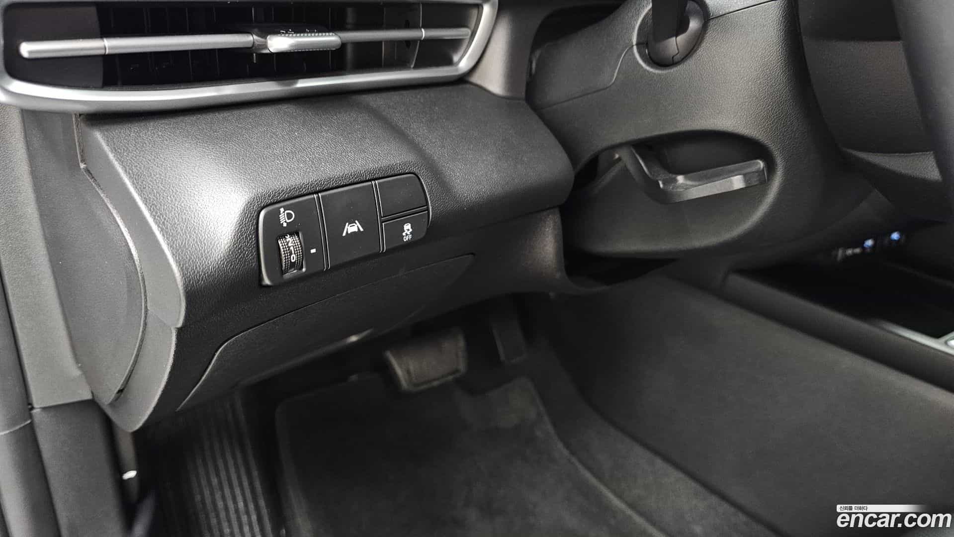 AVANTE Hyundai 2022.11-OPTION-021