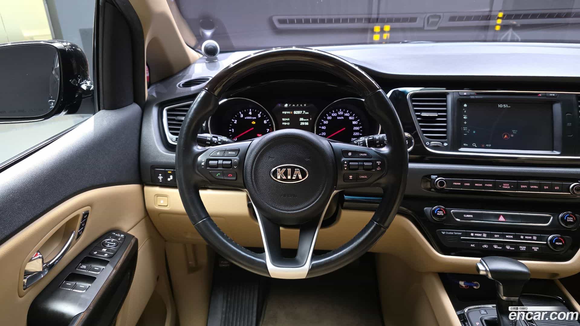 Canival Kia 2016.11-OPTION-017