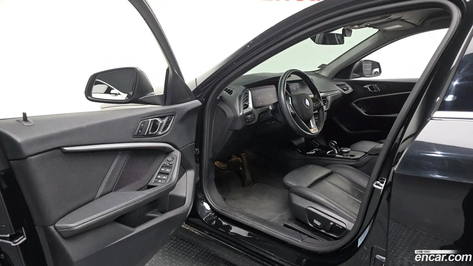 1-Series BMW 2022.3-INNER-010