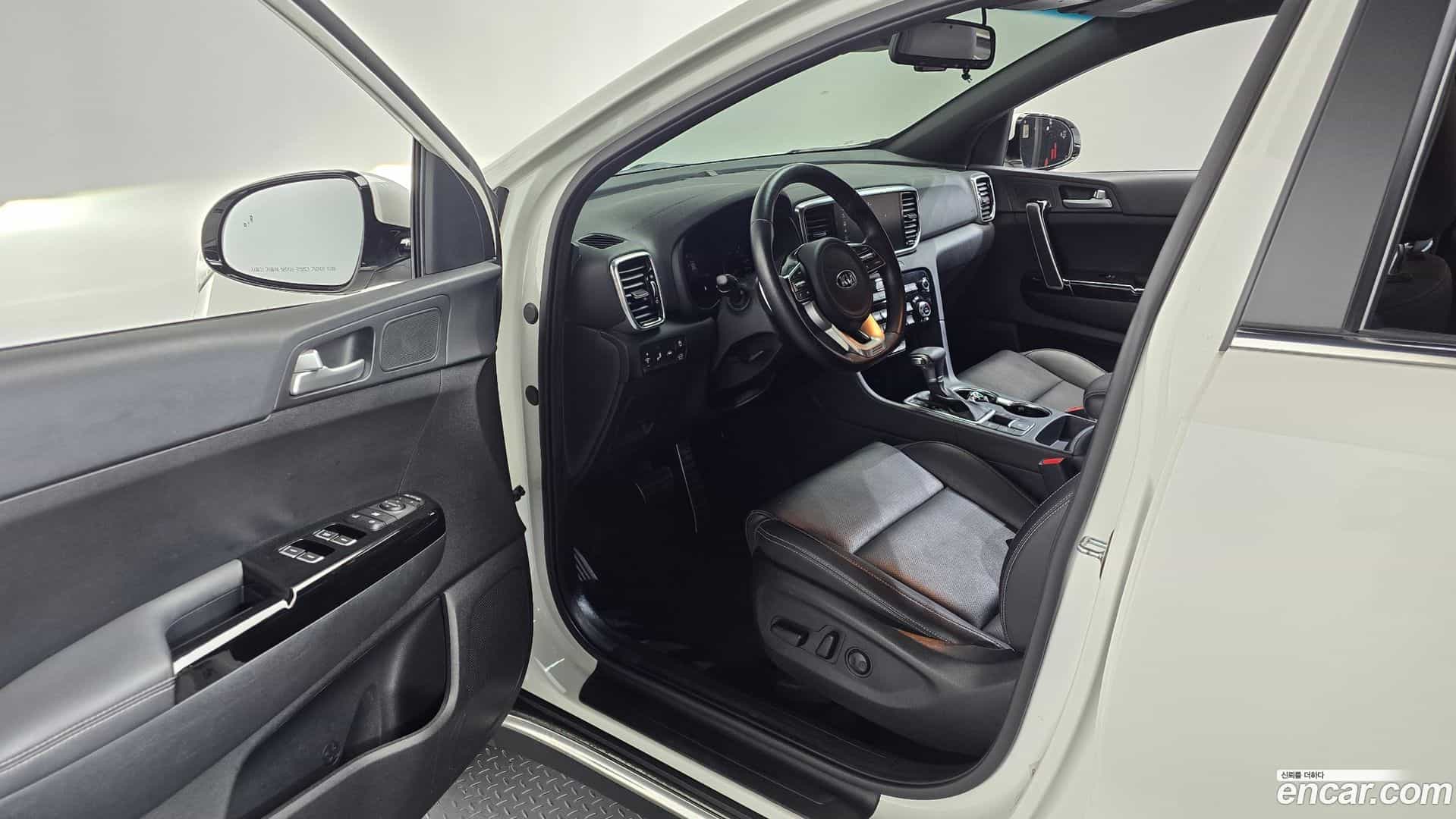 Sportage Kia 2021.4-INNER-010