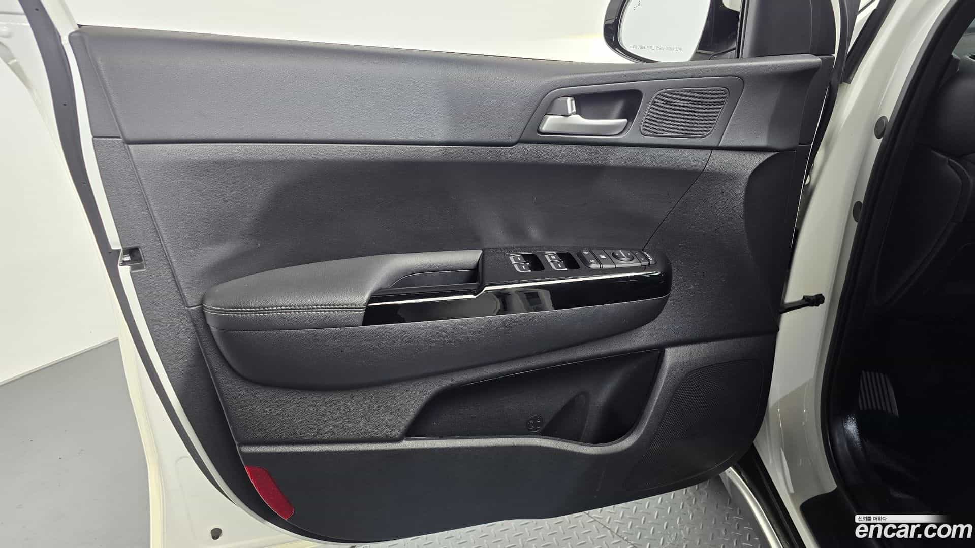 Sportage Kia 2021.4-INNER-034