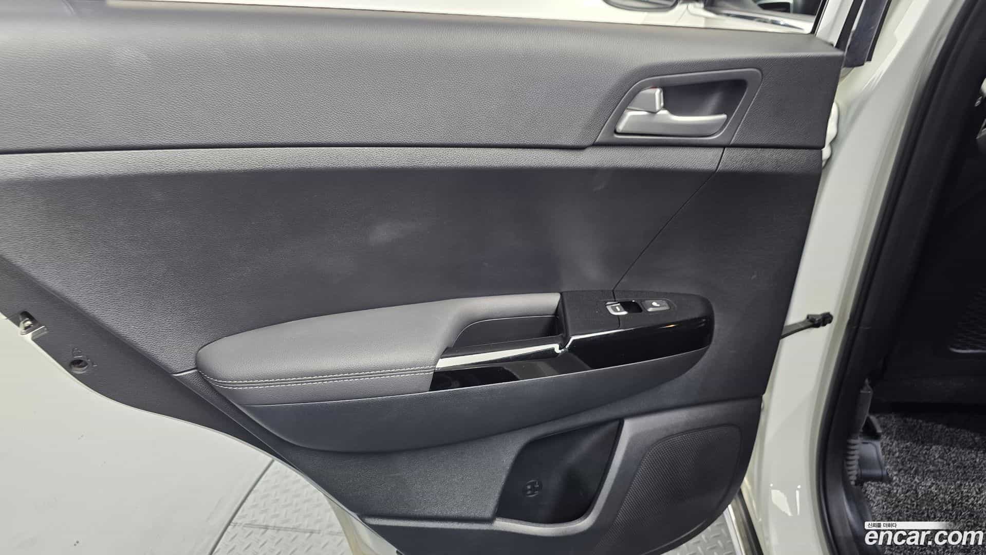 Sportage Kia 2021.4-INNER-035
