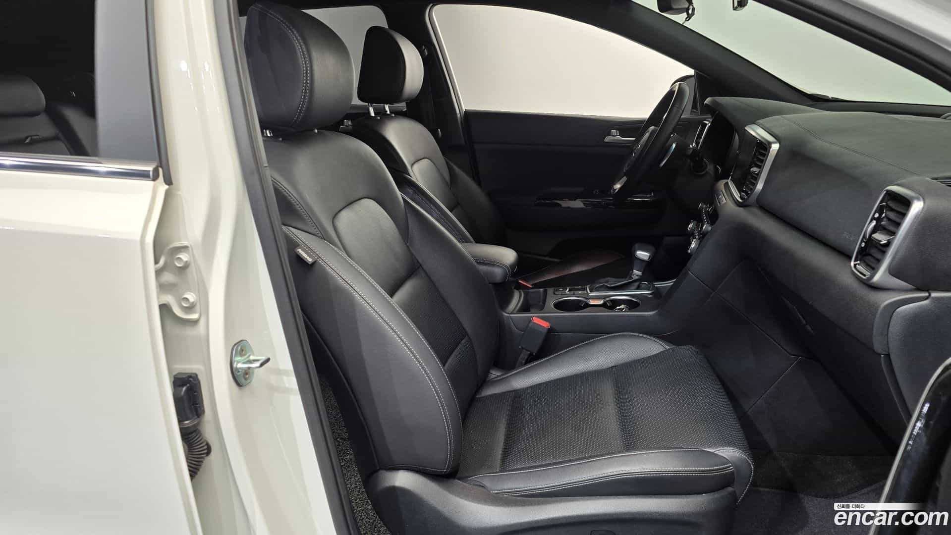Sportage Kia 2021.4-INNER-036