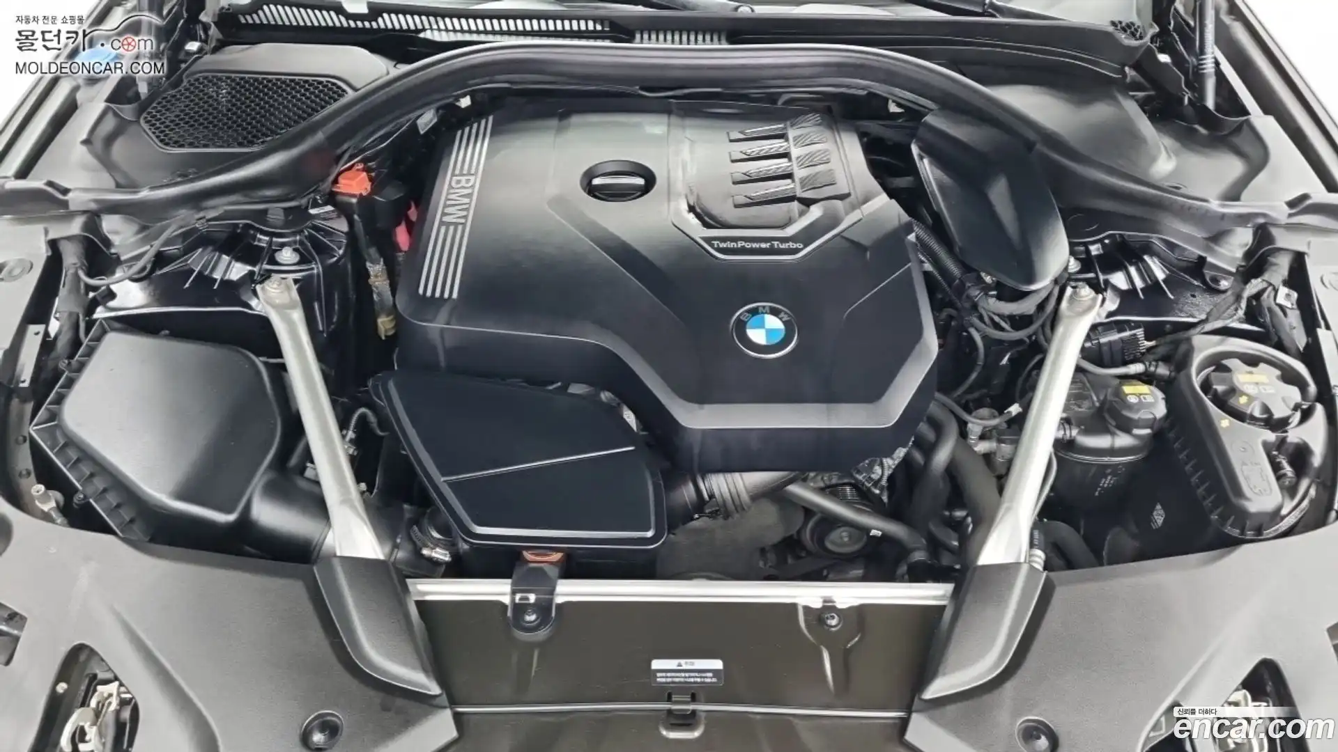 5-Series BMW 2022.2-OUTER-006