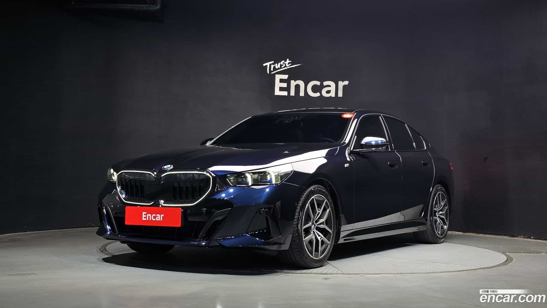 5-Series BMW 2025.9-OUTER-001