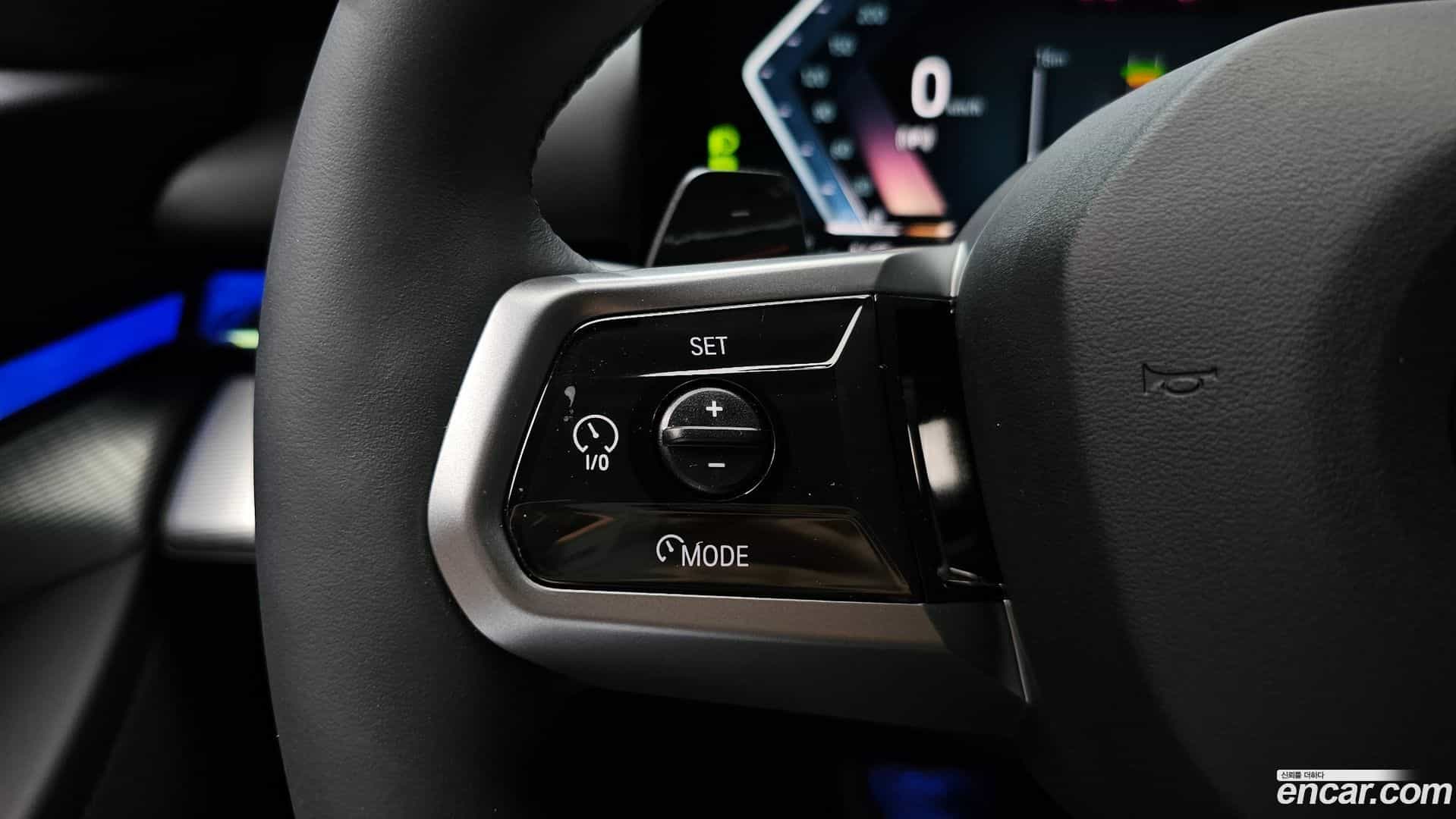 5-Series BMW 2025.9-OPTION-040