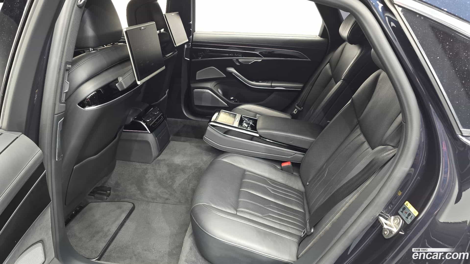 A8 Audi 2020.6-OPTION-015