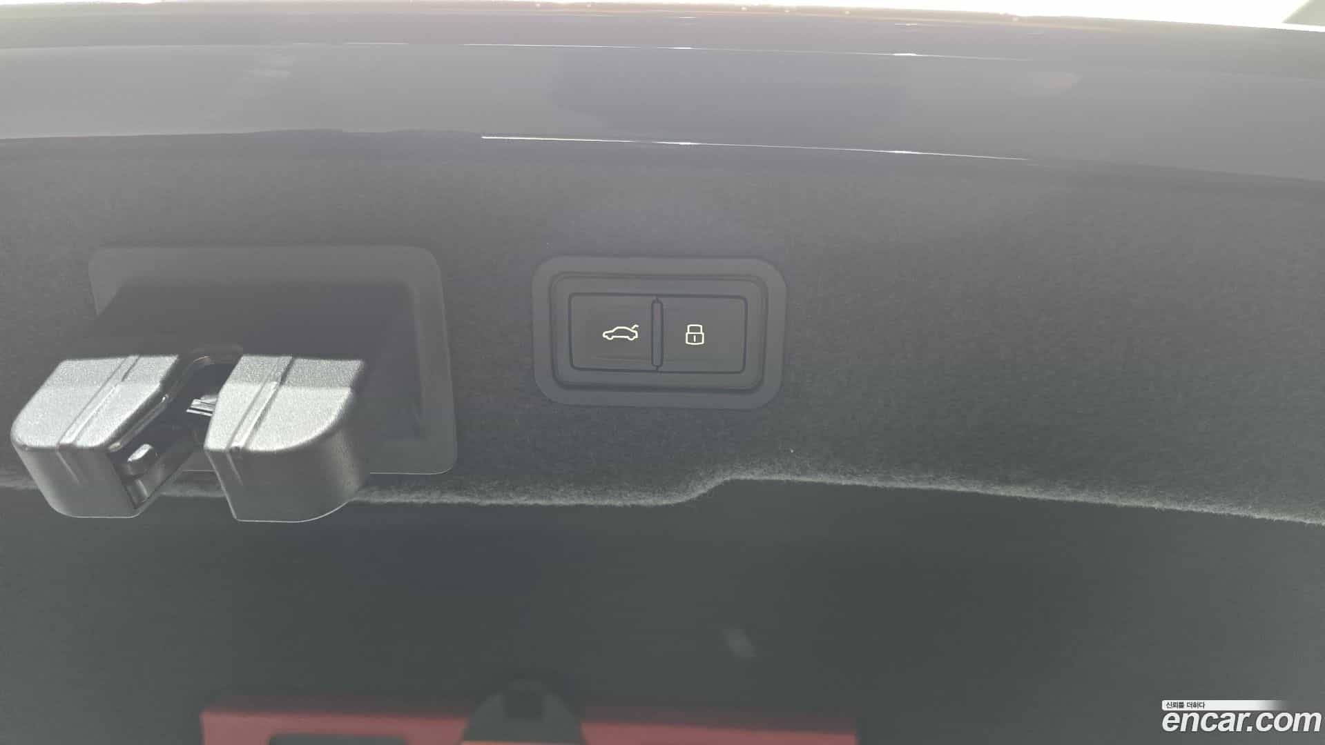 A8 Audi 2020.6-OPTION-020