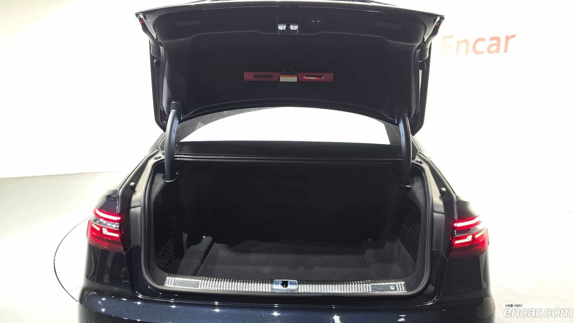 A8 Audi 2020.6-OPTION-021