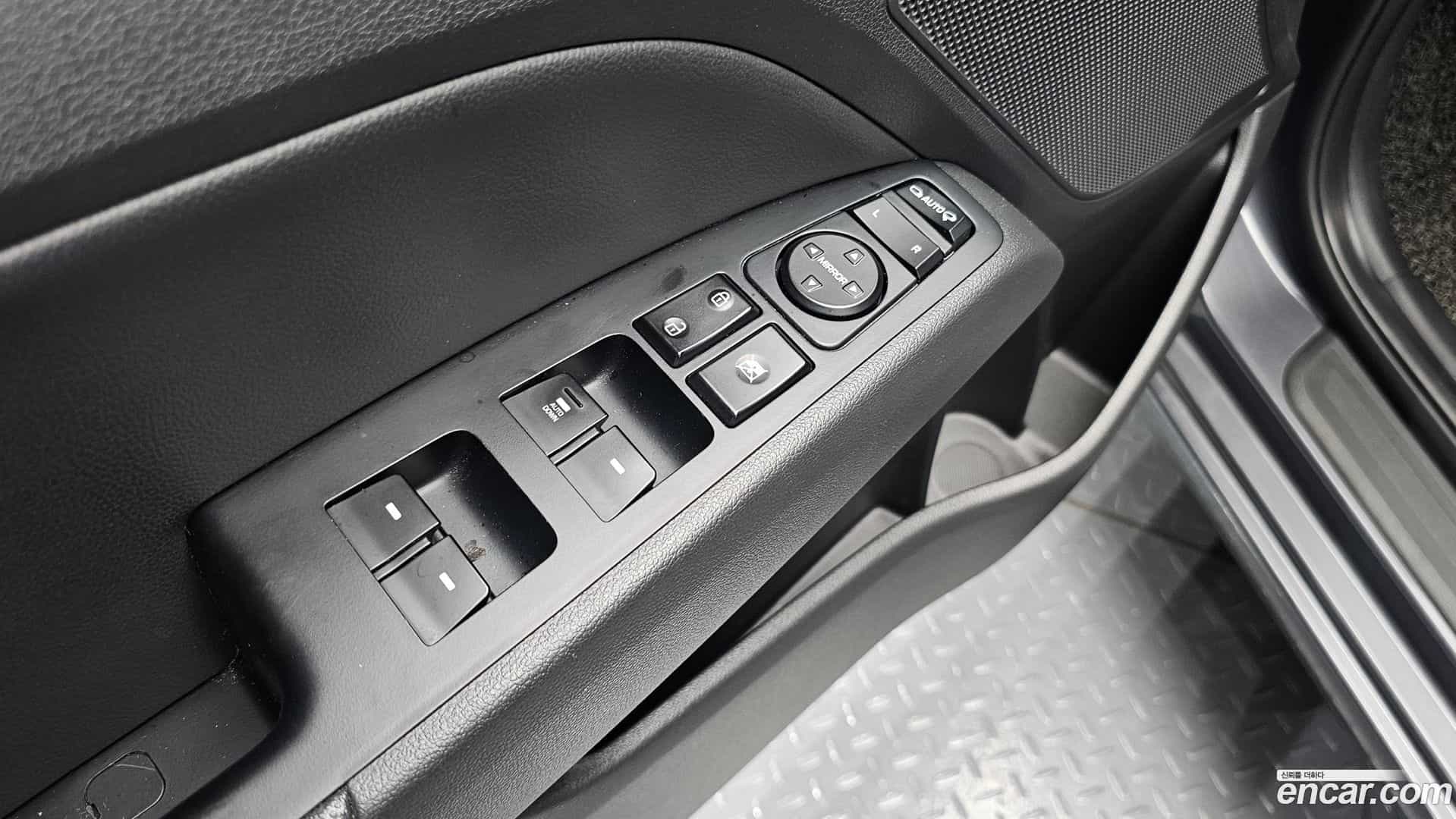AVANTE Hyundai 2019.8-OPTION-040