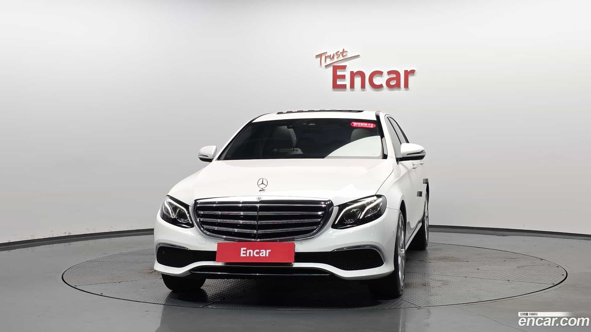 E-Class Mercedes-Benz 2019.7-OUTER-003