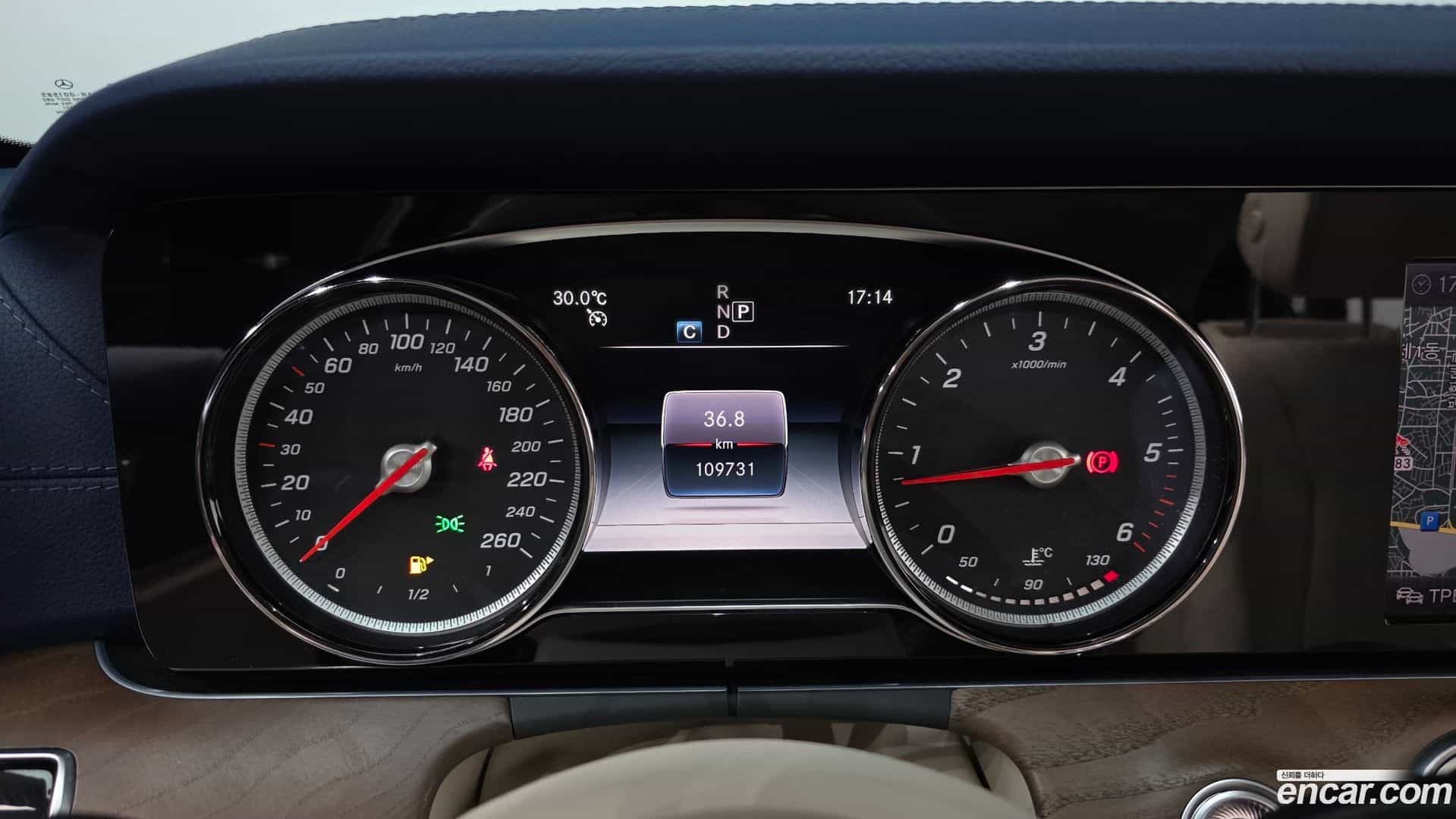 E-Class Mercedes-Benz 2019.7-INNER-008