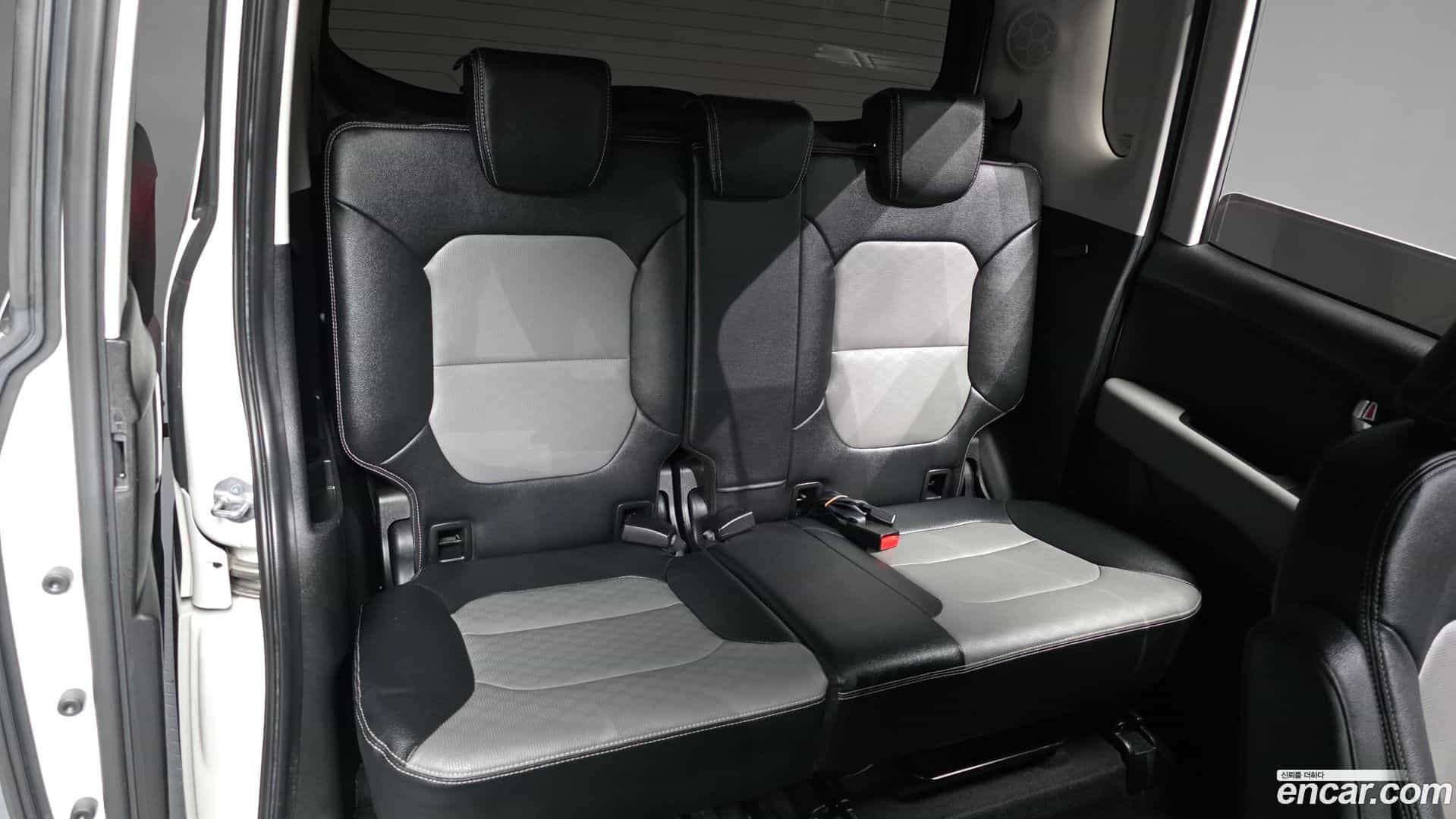 RAY Kia 2022.1-INNER-036