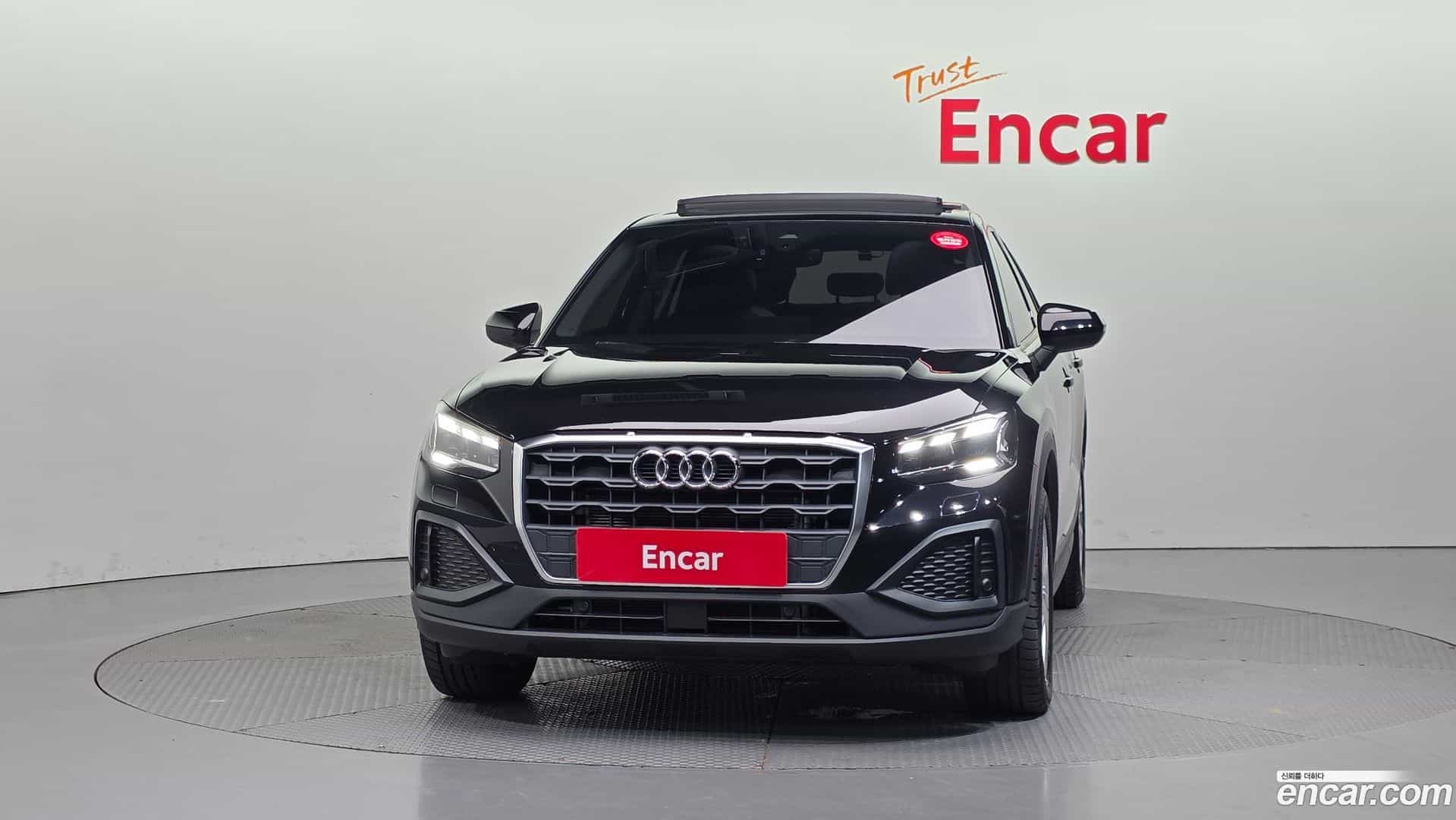 Q2 Audi 2023.11-OUTER-003