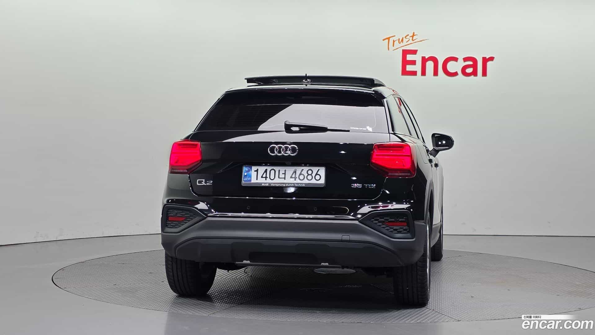 Q2 Audi 2023.11-OUTER-004