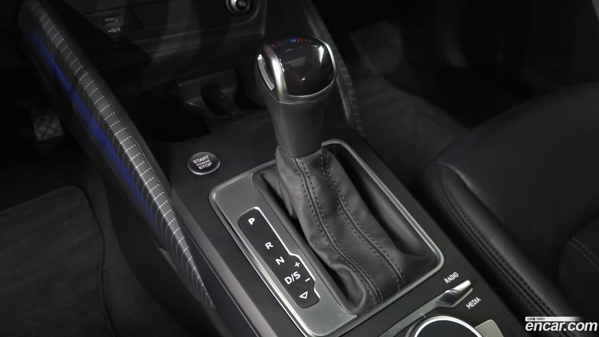Q2 Audi 2023.11-INNER-009