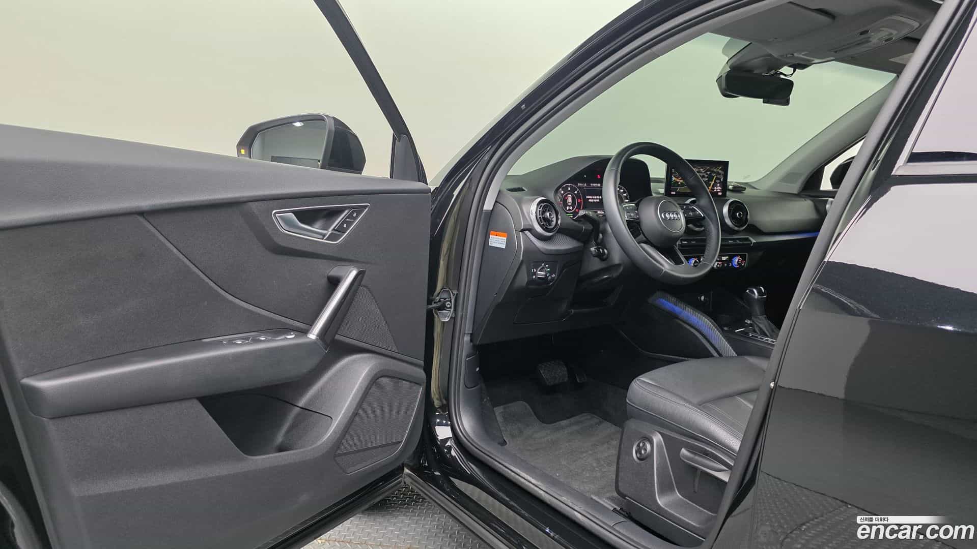Q2 Audi 2023.11-INNER-010